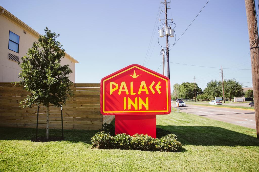 Palace 290 & Jones Rd Hotel Jersey Village